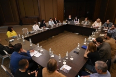 photo_5224524718982417411_y