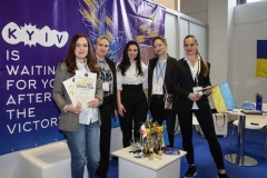 photo_5224524718982417398_y